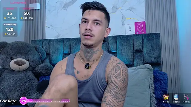 Snapshot of JAYCOB00 chatting on March 1, 2026, 12:32 am JAYCOB00 online show from March 1, 2026, 12:32 am