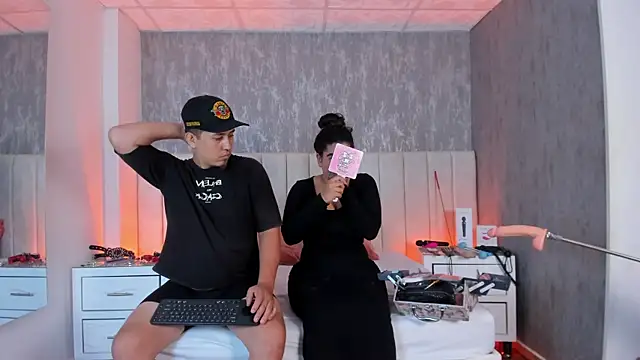 Liana Asaff online show from March 13, 2025, 8:54 pm