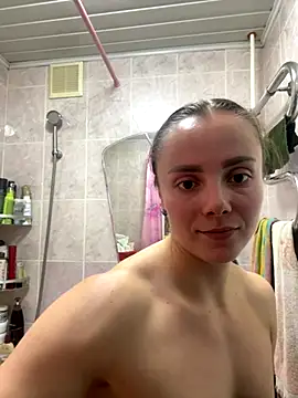 Snapshot of AlisaKissss chatting on October 27, 2025, 6:25 am AlisaKissss online show from October 27, 2025, 6:25 am