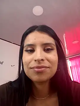 Snapshot of _elektrah chatting on October 5, 2025, 5:14 pm  elektrah online show from October 5, 2025, 5:14 pm