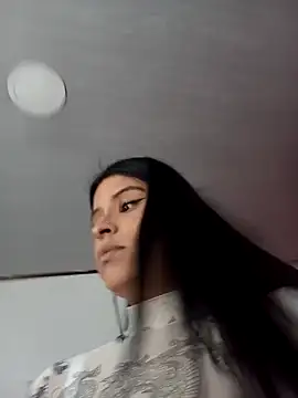 Snapshot of _elektrah chatting on October 9, 2025, 9:26 pm  elektrah online show from October 9, 2025, 9:26 pm