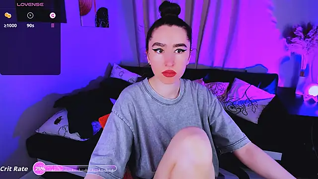 Snapshot of Lily_xBabe chatting on October 12, 2025, 10:38 am Lily xBabe online show from October 12, 2025, 10:38 am