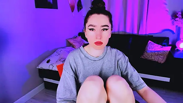 Snapshot of Lily_xBabe chatting on October 18, 2025, 9:00 am Lily xBabe online show from October 18, 2025, 9:00 am