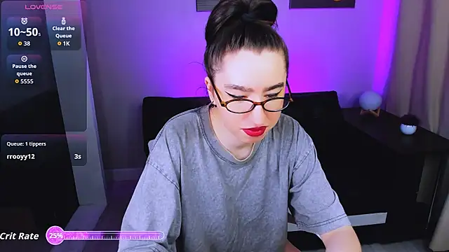 Lily xBabe online show from June 24, 2026, 1:53 pm