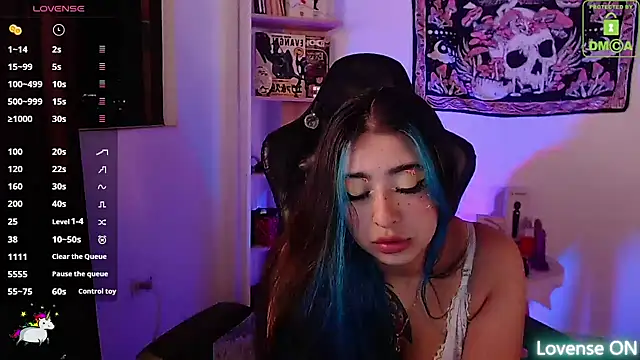 Snapshot of sweetcoralinee chatting on September 22, 2025, 1:22 am sweetcoralinee online show from September 22, 2025, 1:22 am