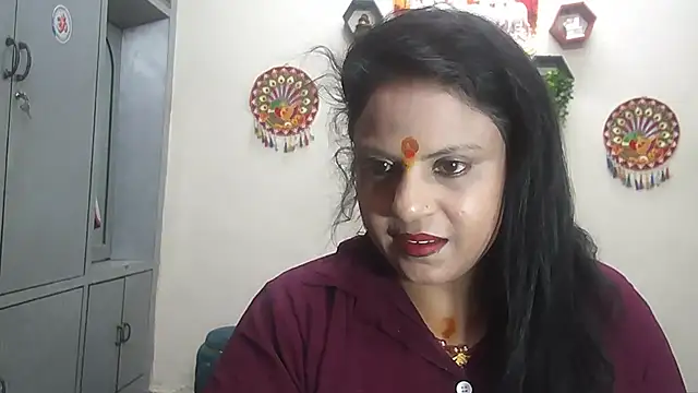 Sexy komolika online show from March 29, 2026, 2:19 pm