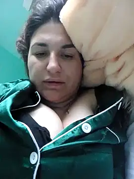 BlackVBarbie online show from November 21, 2025, 12:15 pm