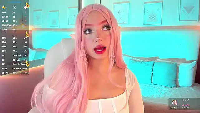 Snapshot of Kloe_Raize chatting on December 17, 2024, 8:54 pm Kloe Raize online show from December 17, 2024, 8:54 pm