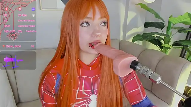 Snapshot of Kloe_Raize chatting on October 18, 2025, 4:58 am Kloe Raize online show from October 18, 2025, 4:58 am