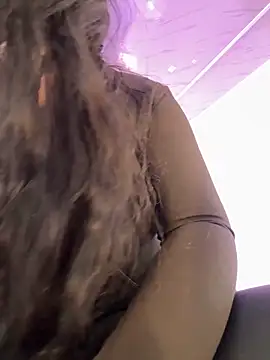 PaulinaDuarte online show from November 27, 2025, 12:05 pm