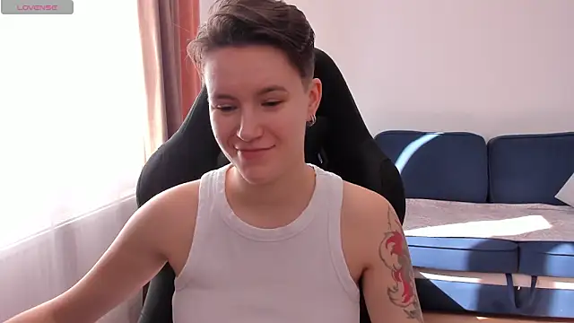 Snapshot of JessieFlower chatting on September 18, 2025, 8:17 am JessieFlower online show from September 18, 2025, 8:17 am