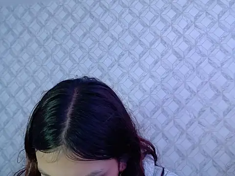 Emma-Wilson online show from April 12, 2026, 4:49 am