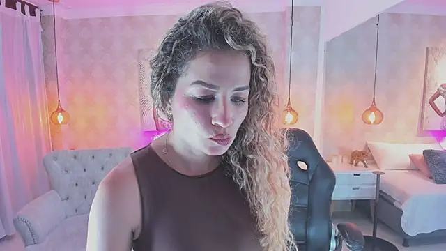 Shantall   online show from February 13, 2026, 11:21 am