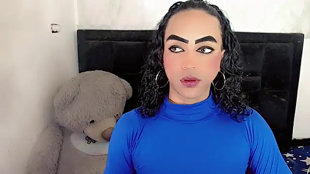 Michell Queen online show from October 6, 2025, 6:25 am