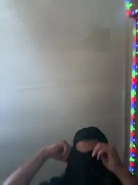 Snapshot of bigdickgio6923 chatting on March 9, 2025, 9:03 pm bigdickgio6923 online show from March 9, 2025, 9:03 pm