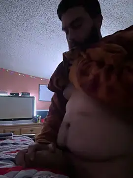 Snapshot of bigdickgio6923 chatting on January 8, 2025, 4:23 am bigdickgio6923 online show from January 8, 2025, 4:23 am