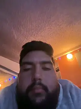 Snapshot of bigdickgio6923 chatting on November 12, 2025, 5:22 am bigdickgio6923 online show from November 12, 2025, 5:22 am