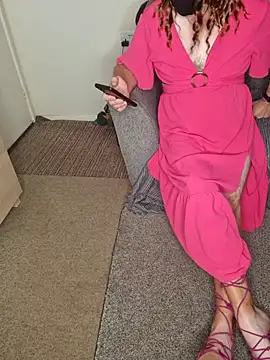 ellie-tv online show from September 25, 2025, 8:53 am