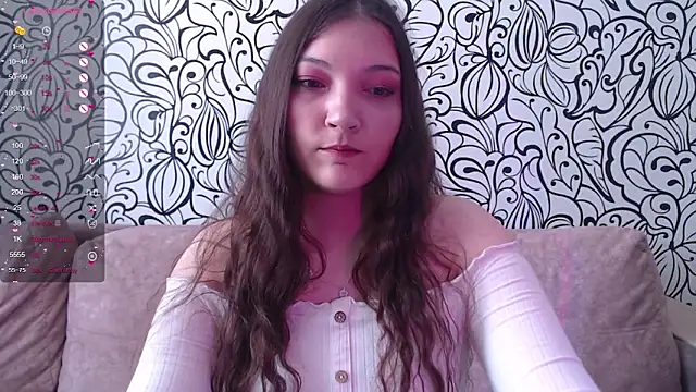 AlisaDevis online show from June 16, 2026, 8:36 am