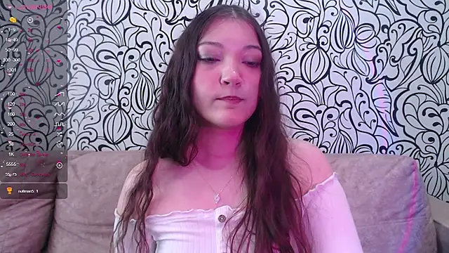 AlisaDevis online show from June 27, 2026, 12:22 pm