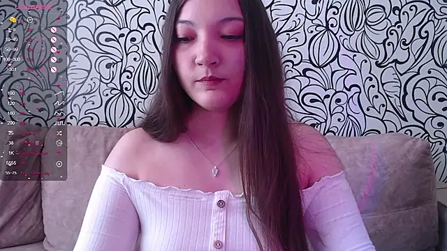 AlisaDevis online show from July 24, 2026, 10:55 am