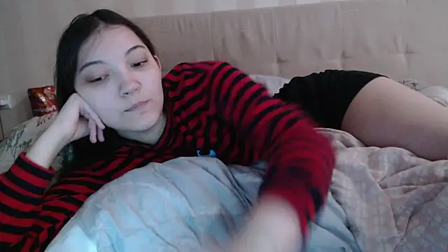 AlisaDevis online show from March 21, 2026, 8:19 am