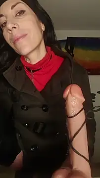 Snapshot of freyamoret chatting on December 20, 2025, 4:59 am freyamoret online show from December 20, 2025, 4:59 am