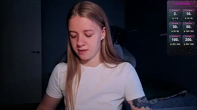 candy maggie online show from October 8, 2025, 4:40 pm