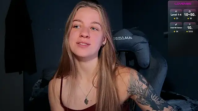 candy maggie online show from October 15, 2025, 9:12 pm