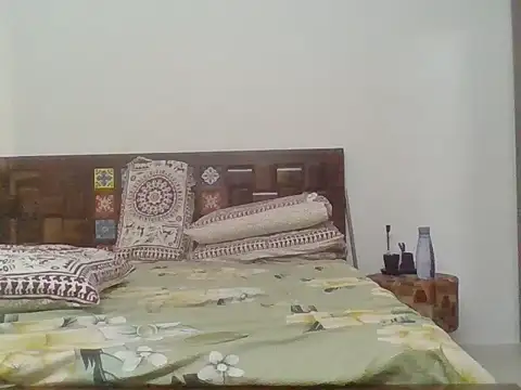 Snapshot of julywwrt chatting on October 12, 2025, 9:54 am julywwrt online show from October 12, 2025, 9:54 am