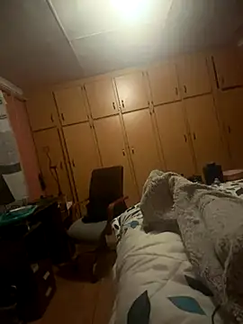 Snapshot of Dick-4-Thor chatting on October 9, 2025, 5:46 pm Dick-4-Thor online show from October 9, 2025, 5:46 pm