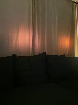 Snapshot of Teddan82 chatting on December 7, 2024, 11:18 pm Teddan82 online show from December 7, 2024, 11:18 pm