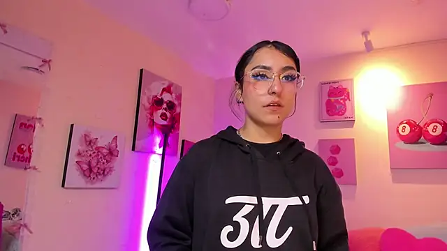 MaveParks  online show from December 18, 2025, 11:47 am