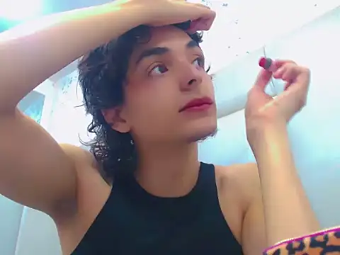 Sr BonnyEthan online show from February 4, 2026, 1:50 pm