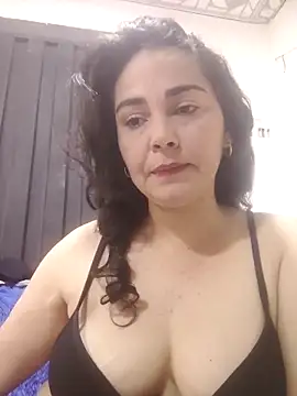 Emily Divi online show from February 4, 2026, 2:12 pm