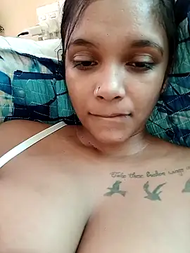 Snapshot of Indianqueen03 chatting on May 12, 2026, 12:44 pm Indianqueen03 online show from May 12, 2026, 12:44 pm