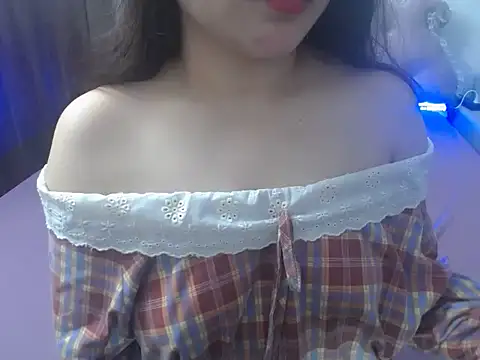 Snapshot of Mochi_Soft chatting on February 13, 2025, 12:46 am Mochi Soft online show from February 13, 2025, 12:46 am
