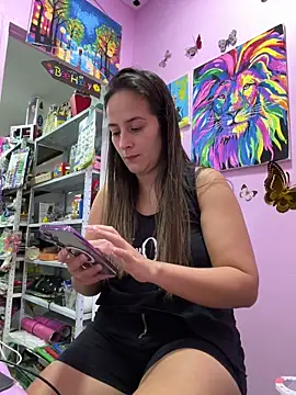 Rousse92 online show from November 19, 2025, 11:05 pm