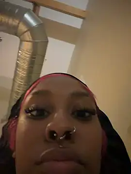 Your Paris online show from February 7, 2026, 10:40 pm