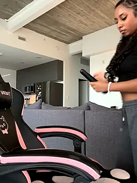 Your Paris online show from November 23, 2025, 10:09 pm