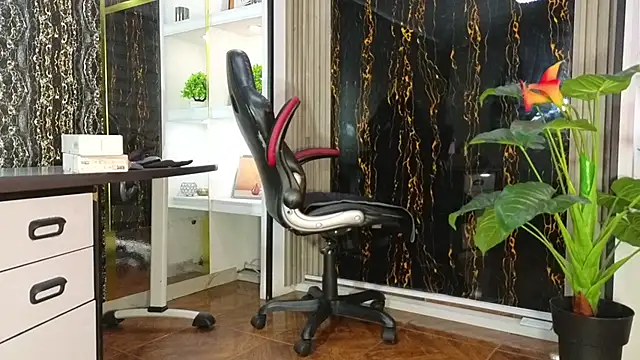 Snapshot of MissEscarleth chatting on November 14, 2025, 2:59 am MissEscarleth online show from November 14, 2025, 2:59 am