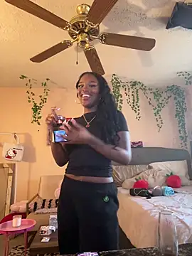 magicalc00ch online show from March 20, 2025, 12:19 am