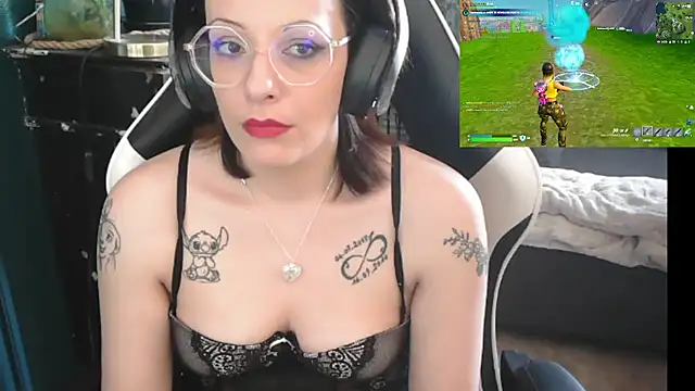 Snapshot of Citron2 chatting on March 15, 2025, 11:08 am Citron2 online show from March 15, 2025, 11:08 am