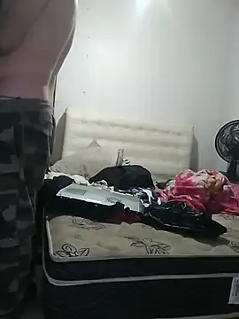 Snapshot of pikalindaxx chatting on February 2, 2026, 8:52 pm pikalindaxx online show from February 2, 2026, 8:52 pm