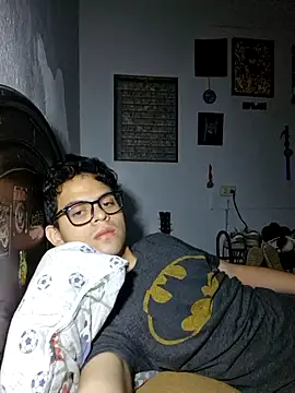 Snapshot of Josudaln2 chatting on November 11, 2025, 1:28 pm Josudaln2 online show from November 11, 2025, 1:28 pm