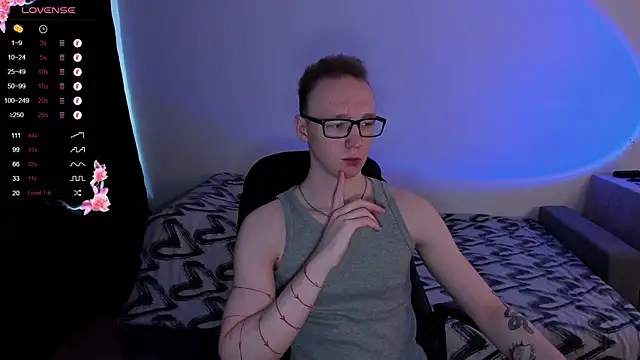 Alex silents online show from September 18, 2025, 1:03 pm