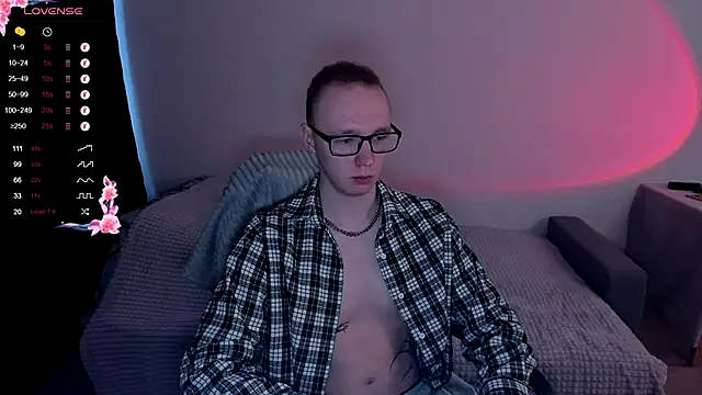 Alex silents online show from October 17, 2025, 10:39 am