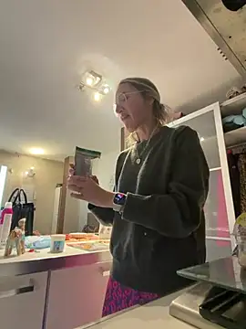 casalinga88 online show from February 16, 2026, 12:15 pm