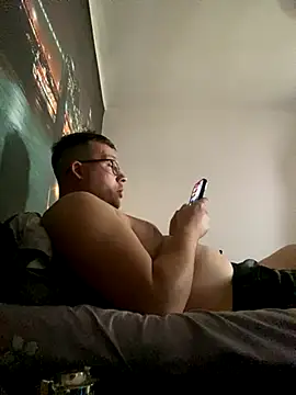 ionut9879 online show from October 30, 2025, 12:47 pm