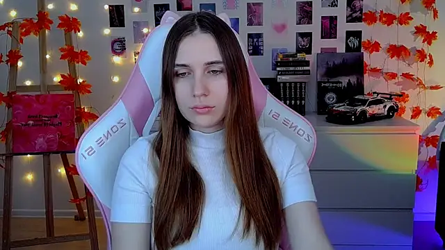 Snapshot of AliceCharmy chatting on November 1, 2025, 6:19 am AliceCharmy online show from November 1, 2025, 6:19 am